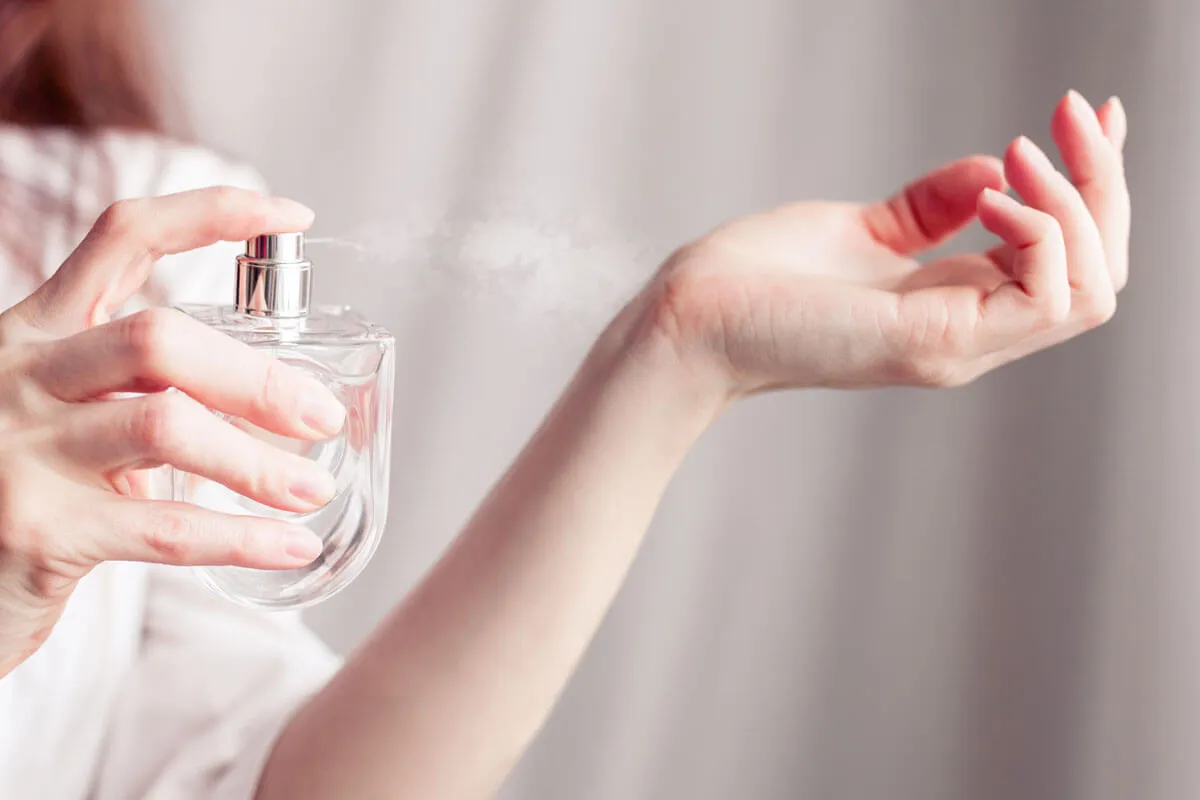 Featured image for: Waar breng je parfum aan?